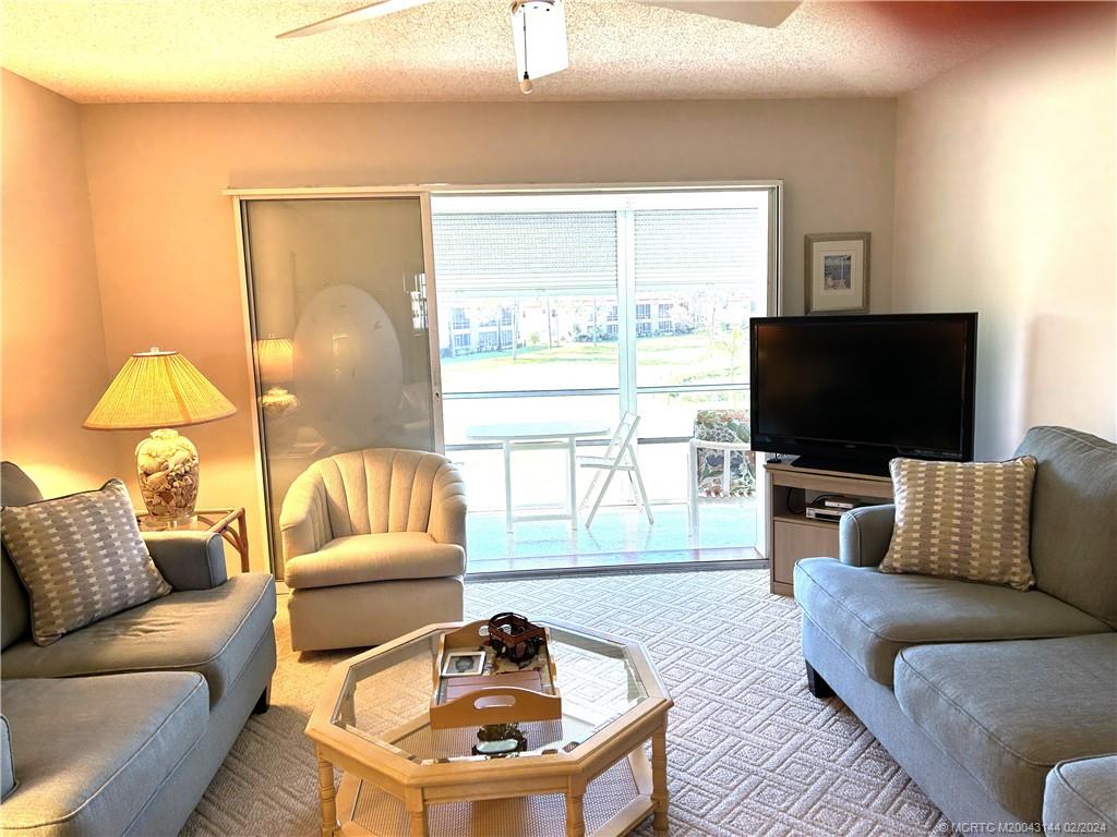 Stuart, Florida 34994, United States, 1 Bedroom Bedrooms, ,2 BathroomsBathrooms,Residential,Active,65850
