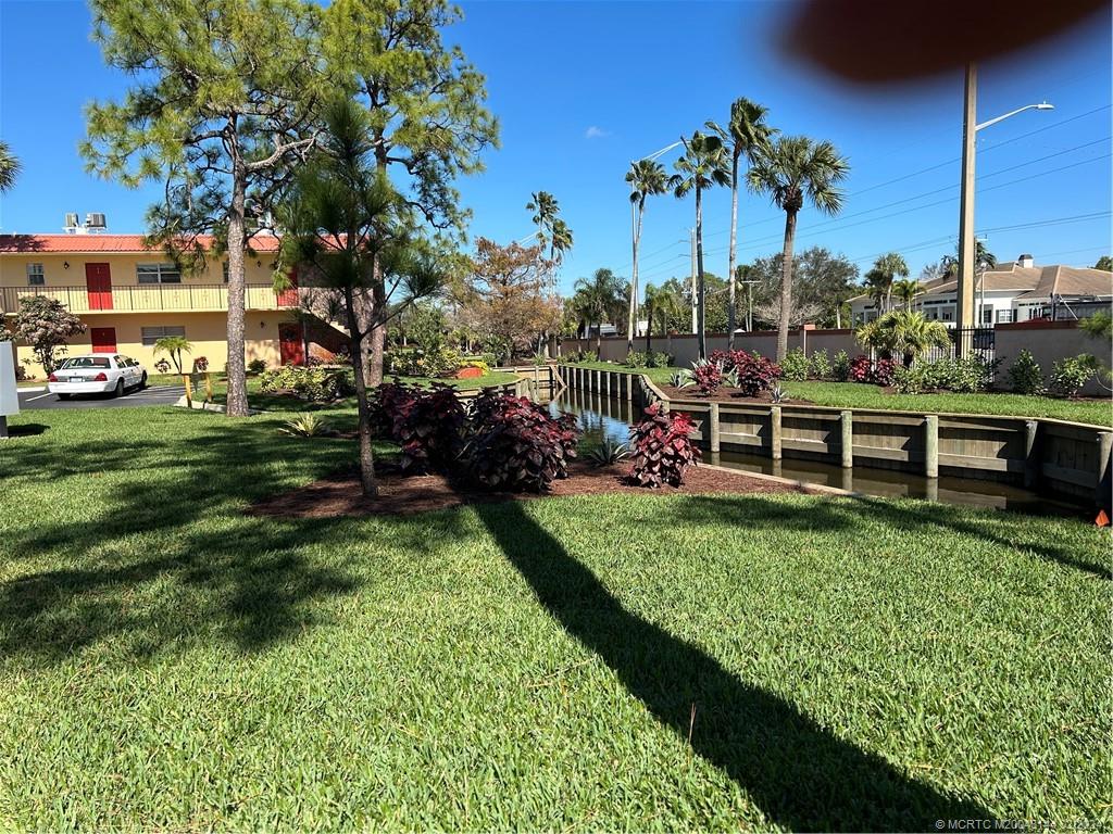 Stuart, Florida 34994, United States, 1 Bedroom Bedrooms, ,2 BathroomsBathrooms,Residential,Active,65850