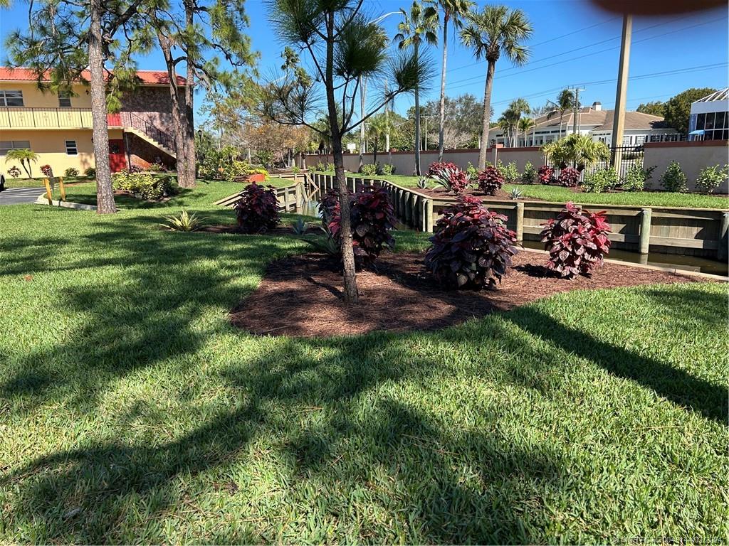Stuart, Florida 34994, United States, 1 Bedroom Bedrooms, ,2 BathroomsBathrooms,Residential,Active,65850
