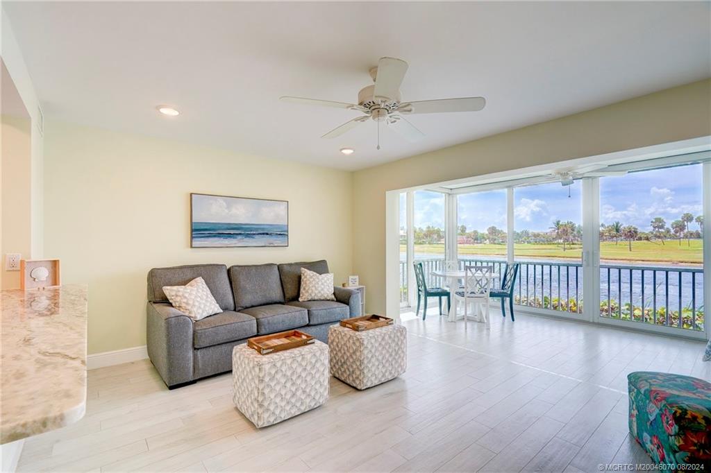 Stuart, Florida 34996, United States, 1 Bedroom Bedrooms, ,1 BathroomBathrooms,Residential,Active,50433