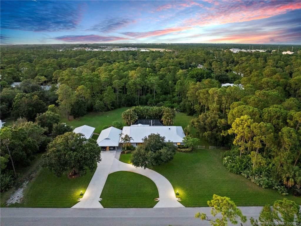 Photo of 11245 SW Meadowlark Circle, Stuart, FL 34997 (MLS # M20051897)