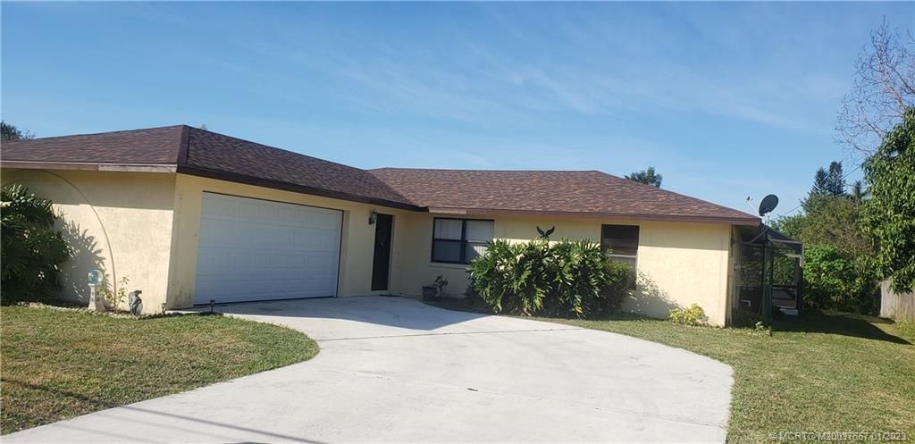 Photo of 2426 SW Warwick Street, Port Saint Lucie, FL 34984 (MLS # M20037657)