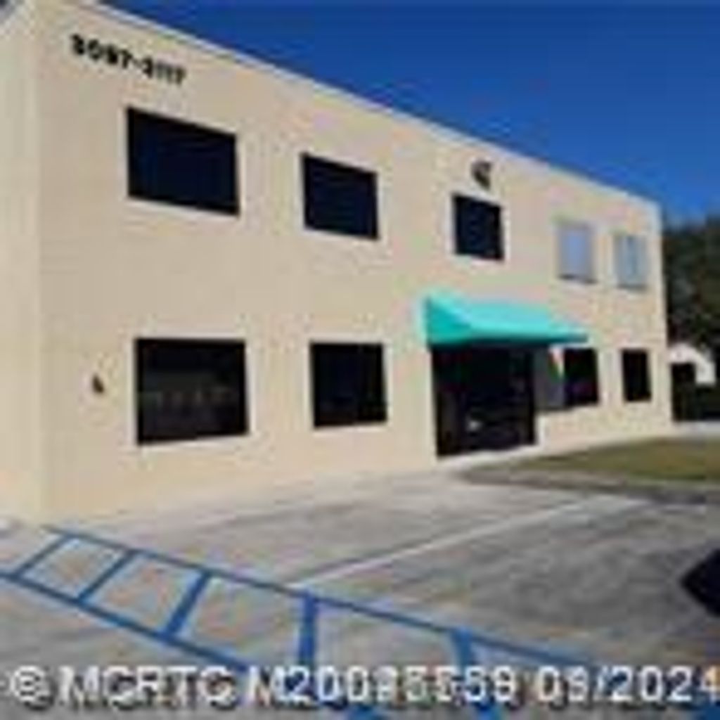 Photo of 3099 SE Gran Park Way, Stuart, FL 34997 (MLS # M20046759)