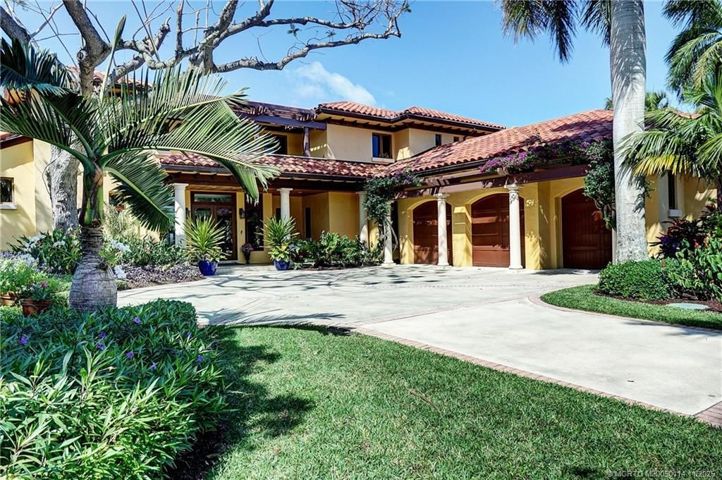 Photo of 31 N River Road, Stuart, FL 34996 (MLS # M20050114)