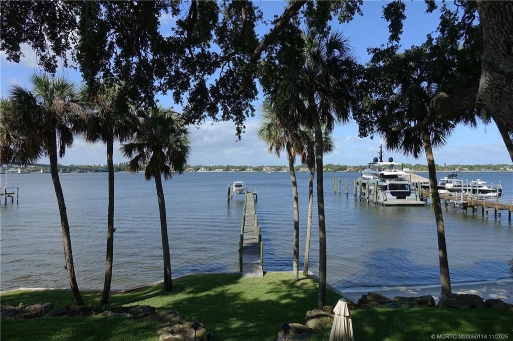 Photo of 31 N River Road, Stuart, FL 34996 (MLS # M20050114)