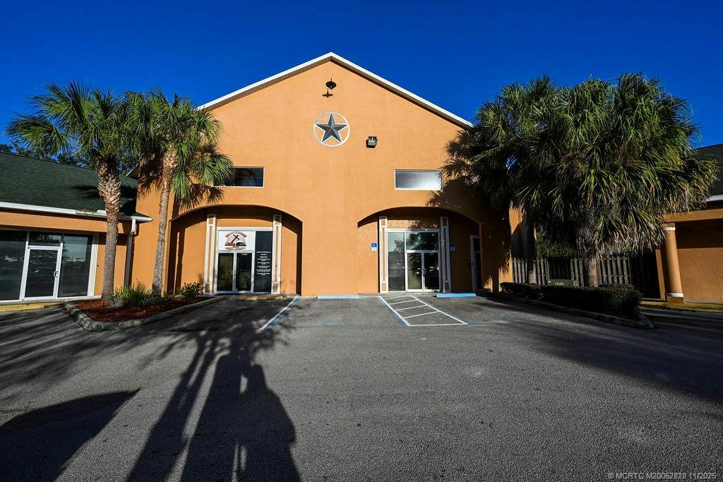 7177 S George Boulevard