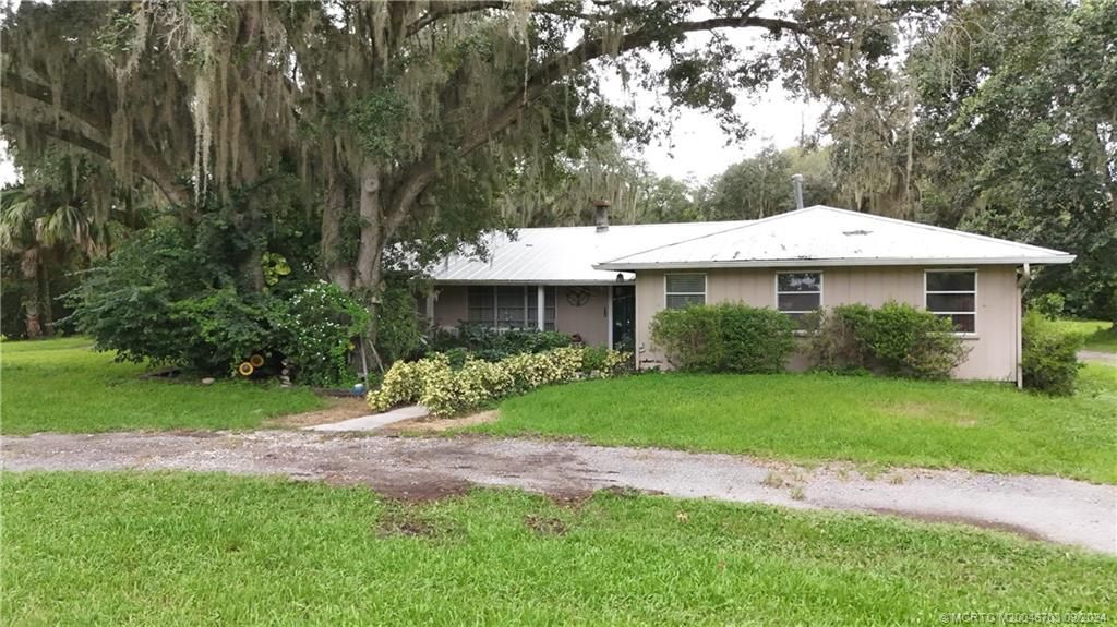 Photo of 15350 SW Myrtle Drive, Indiantown, FL 34956 (MLS # M20046703)