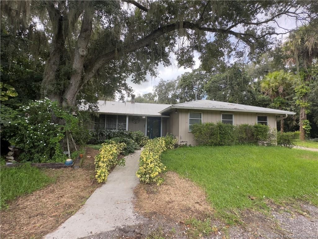 Photo of 15350 SW Myrtle Drive, Indiantown, FL 34956 (MLS # M20046703)