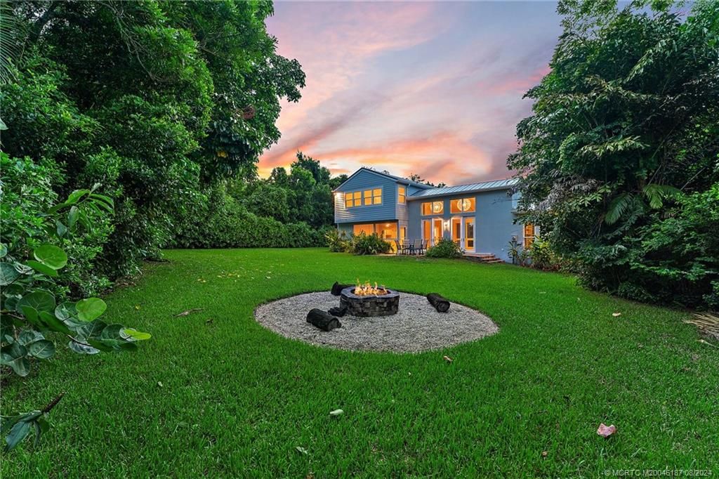 Photo of 23 N Ridgeview Road, Stuart, FL 34996 (MLS # M20046187)