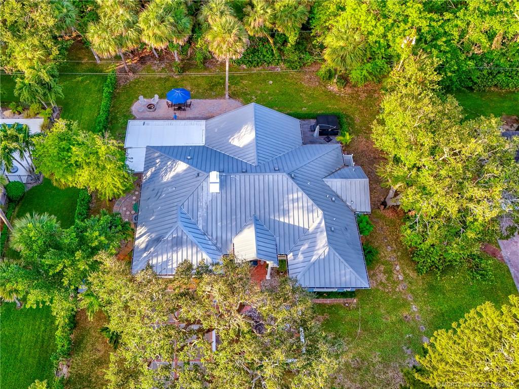 Vero Beach, Florida 32963, United States, 3 Bedrooms Bedrooms, ,3 BathroomsBathrooms,Residential,Active,201597