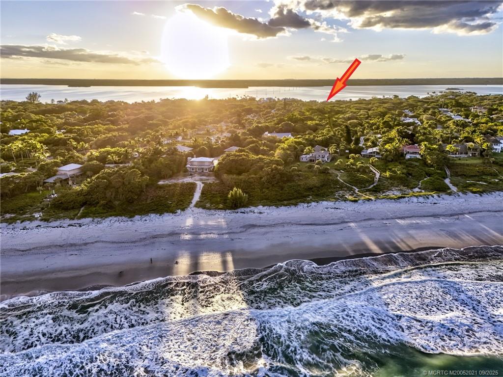 Vero Beach, Florida 32963, United States, 3 Bedrooms Bedrooms, ,3 BathroomsBathrooms,Residential,Active,201597