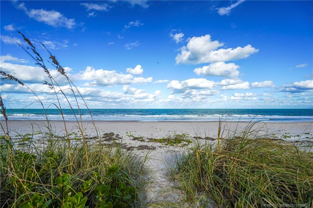 Vero Beach, Florida 32963, United States, 3 Bedrooms Bedrooms, ,3 BathroomsBathrooms,Residential,Active,201597