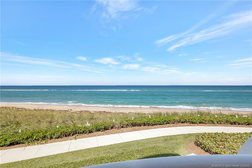 Stuart, Florida 34996, United States, 3 Bedrooms Bedrooms, ,3 BathroomsBathrooms,Residential,Active,72826