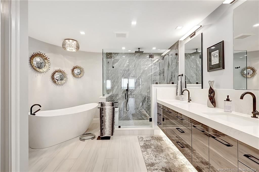 Stuart, Florida 34996, United States, 3 Bedrooms Bedrooms, ,3 BathroomsBathrooms,Residential,Active,72826