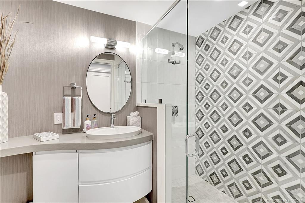 Stuart, Florida 34996, United States, 3 Bedrooms Bedrooms, ,3 BathroomsBathrooms,Residential,Active,72826