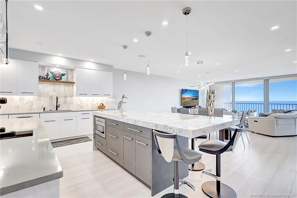 Stuart, Florida 34996, United States, 3 Bedrooms Bedrooms, ,3 BathroomsBathrooms,Residential,Active,72826