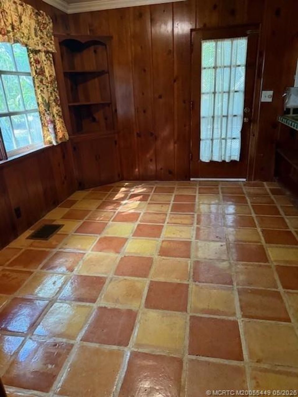Photo of 713 SW Bryant Avenue, Stuart, FL 34994 (MLS # M20055449)