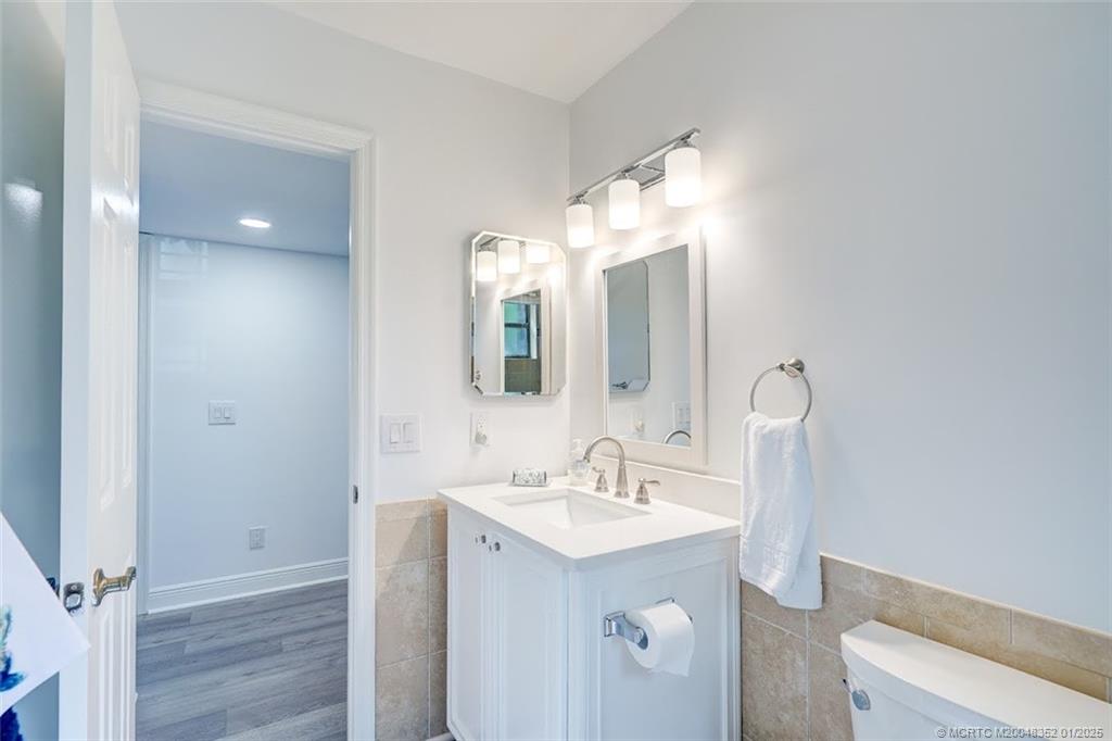 Stuart, Florida 34997, United States, 2 Bedrooms Bedrooms, ,2 BathroomsBathrooms,Residential,Active,21850