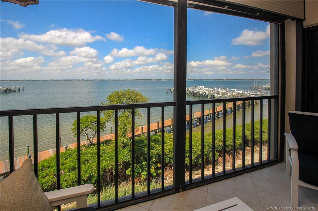 Stuart, Florida 34996, United States, 2 Bedrooms Bedrooms, ,2 BathroomsBathrooms,Residential,Active,132603