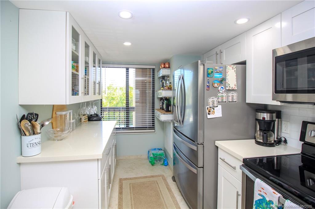 Stuart, Florida 34996, United States, 2 Bedrooms Bedrooms, ,2 BathroomsBathrooms,Residential,Active,132603