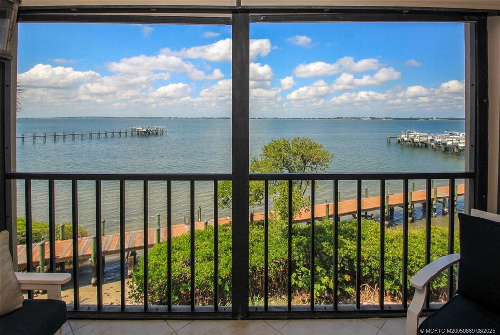 Stuart, Florida 34996, United States, 2 Bedrooms Bedrooms, ,2 BathroomsBathrooms,Residential,Active,132603