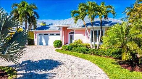 Photo of 1539 SW Albatross Way, Palm City, FL 34990 (MLS # M20048403)