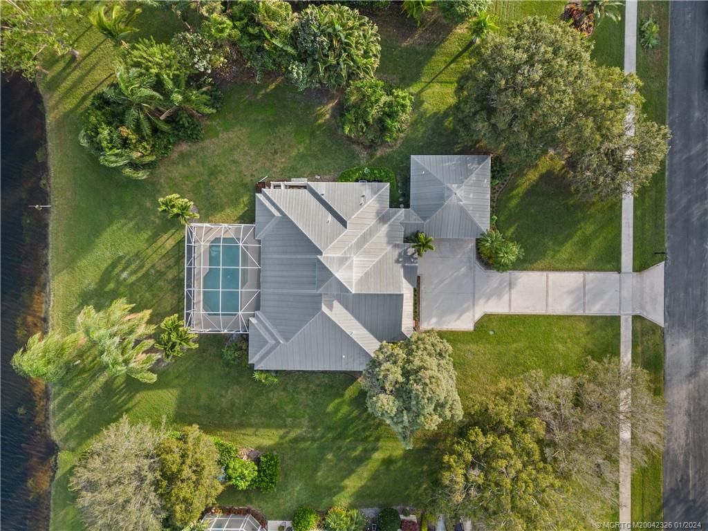 Photo of 5221 SW Orchid Bay Drive, Palm City, FL 34990 (MLS # M20042326)
