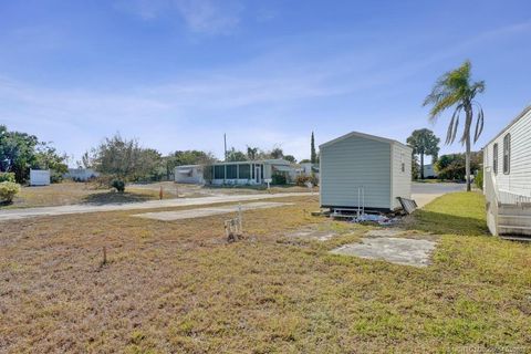 Vacant Land For Sale - 332 NE Tropicalia Lane<br/> Martin County, Jensen Beach, FL 34957