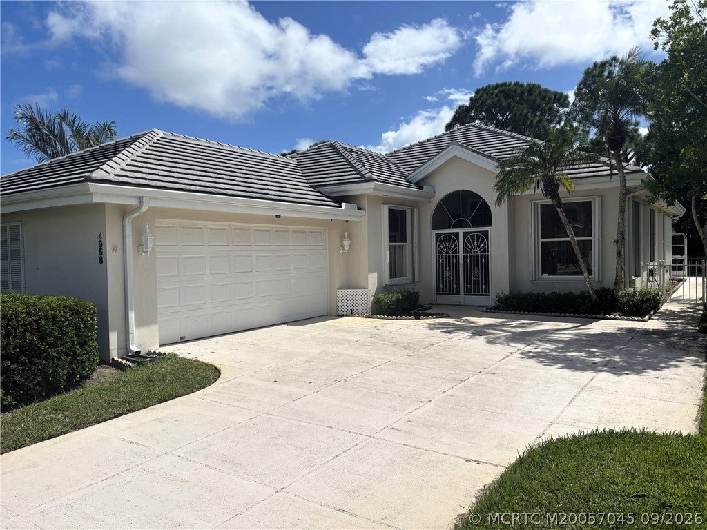 Photo of 4958 SE Heartleaf Terrace, Hobe Sound, FL 33455 (MLS # M20057045)