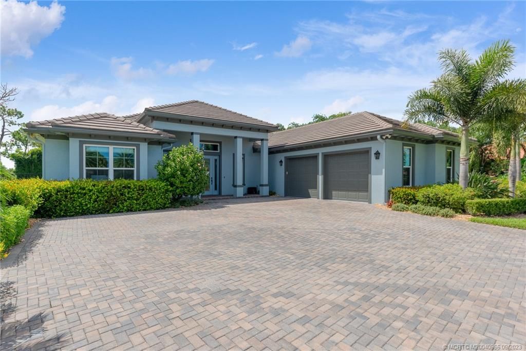 Photo of 535 SW Squire Johns Lane, Palm City, FL 34990 (MLS # M20040965)