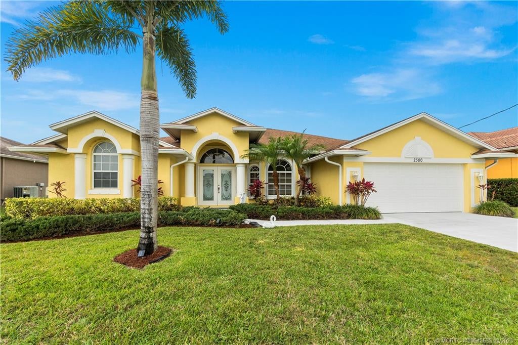 Photo of 2380 SW Savage Boulevard, Port Saint Lucie, FL 34953 (MLS # M20042533)