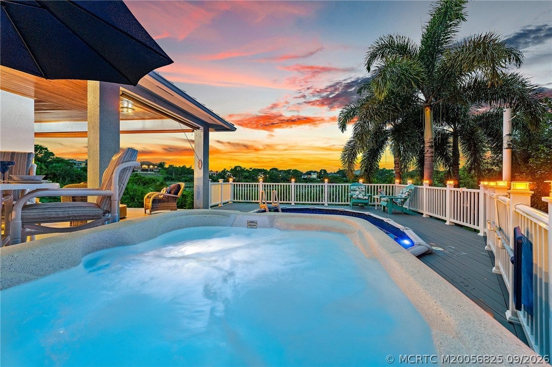 1109 NE Bayside Place