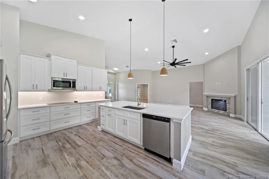 Photo of 2601 SW Longboat Way, Palm City, FL 34990 (MLS # M20046148)