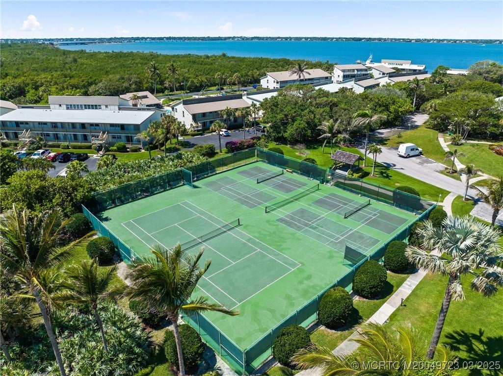 1555 NE Ocean Boulevard 302