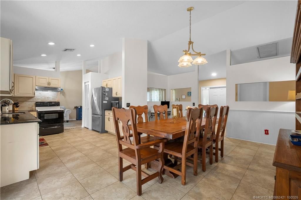 Photo of 8776 SE May Terrace, Hobe Sound, FL 33455 (MLS # M20052421)