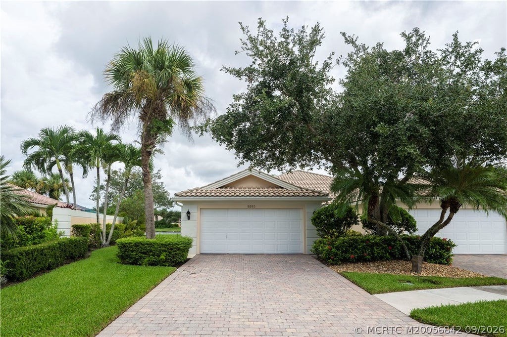 Photo of 9293 SE Hawks Nest Court, Hobe Sound, FL 33455 (MLS # M20056842)