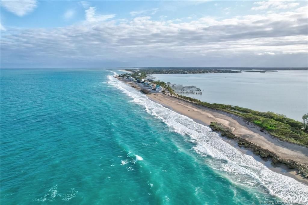 Photo of 370 NE Edgewater Drive #104, Stuart, FL 34996 (MLS # M20037771)