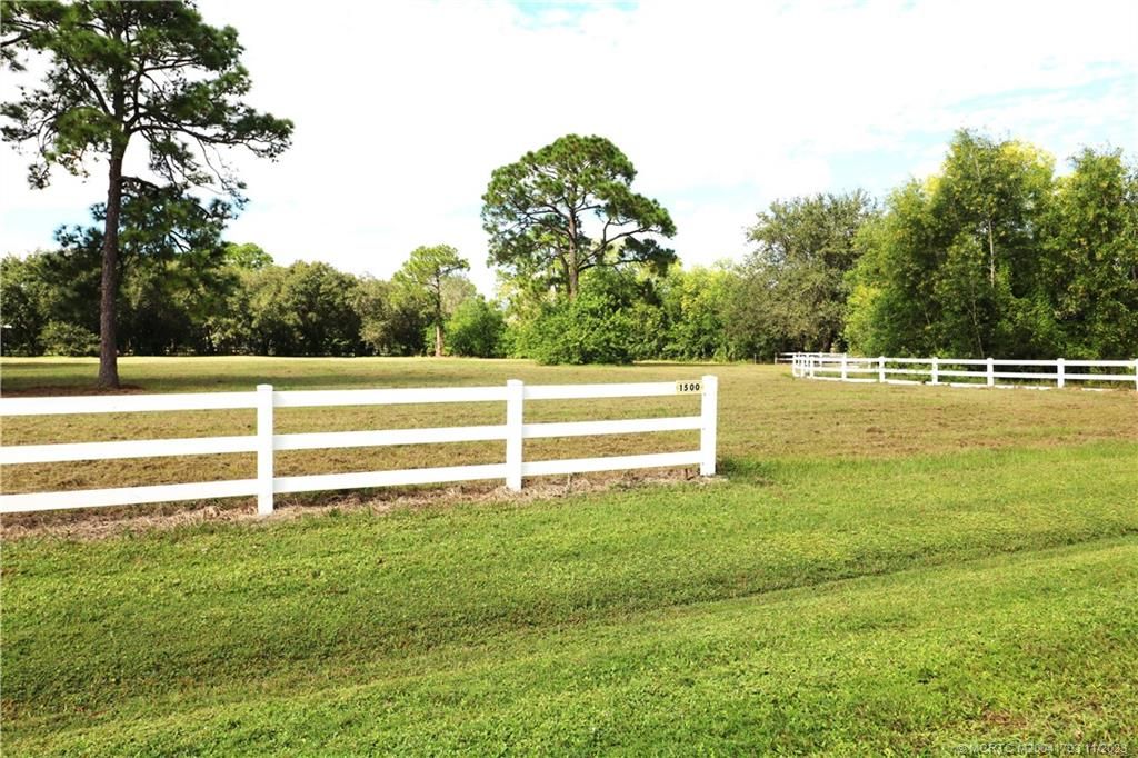 Photo of 1500 SW San Antonio Drive, Palm City, FL 34990 (MLS # M20041703)