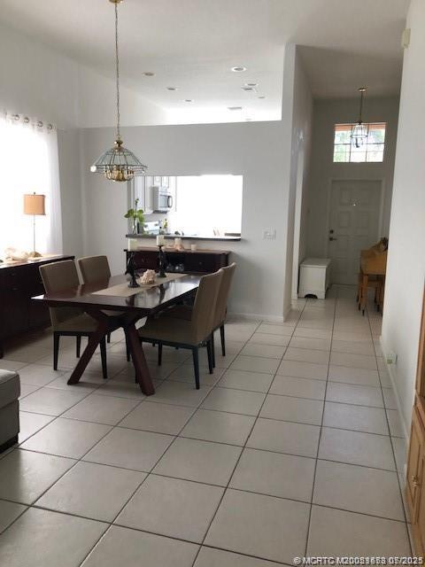 Jensen Beach, Florida 34957, United States, 3 Bedrooms Bedrooms, ,2 BathroomsBathrooms,Residential,Active,179072