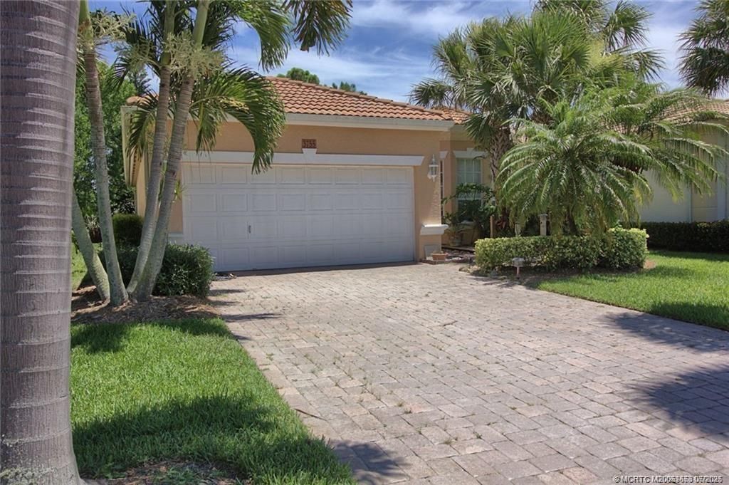 Photo of 3755 NW Deer Oak Drive, Jensen Beach, FL 34957 (MLS # M20051553)