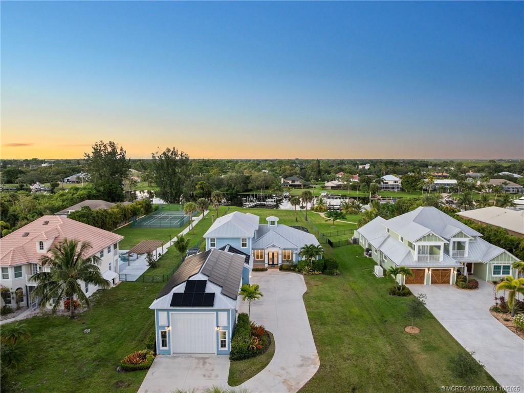 2441 SE North Lookout Boulevard