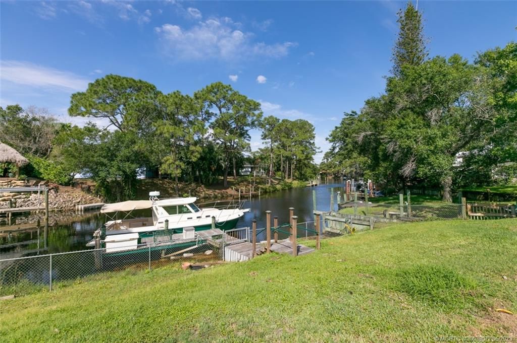 Photo of 1328 SW Evergreen Lane, Palm City, FL 34990 (MLS # M20039072)