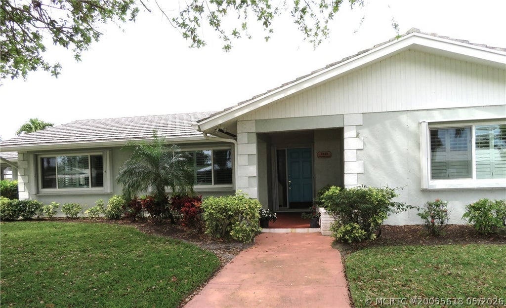 Photo of 1843 SE Granada Lane, Stuart, FL 34996 (MLS # M20055618)
