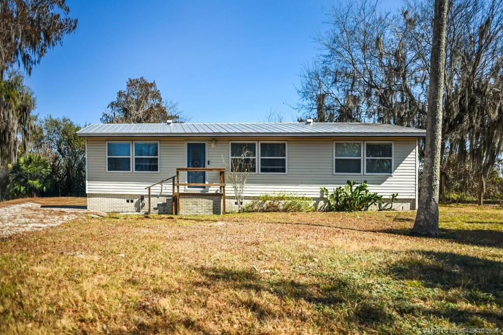 Photo of 9803 US Highway 441 Highway SE, Okeechobee, FL 34974 (MLS # M20054296)