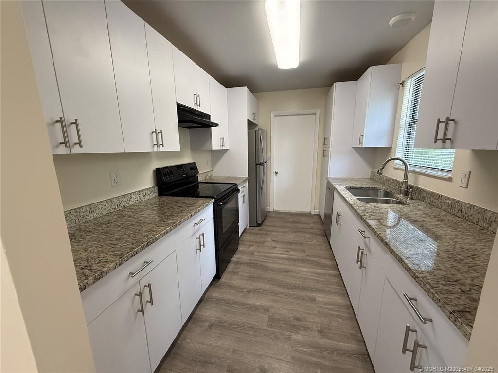 Photo of 626 SW Lakehurst Drive, Port Saint Lucie, FL 34983 (MLS # M20055437)