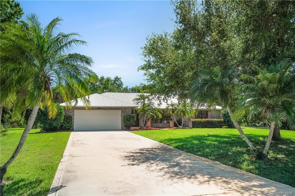 2605 NE Cypress Lane