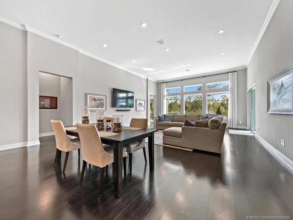 Stuart, Florida 34997, United States, 3 Bedrooms Bedrooms, ,4 BathroomsBathrooms,Residential,Pending,8378