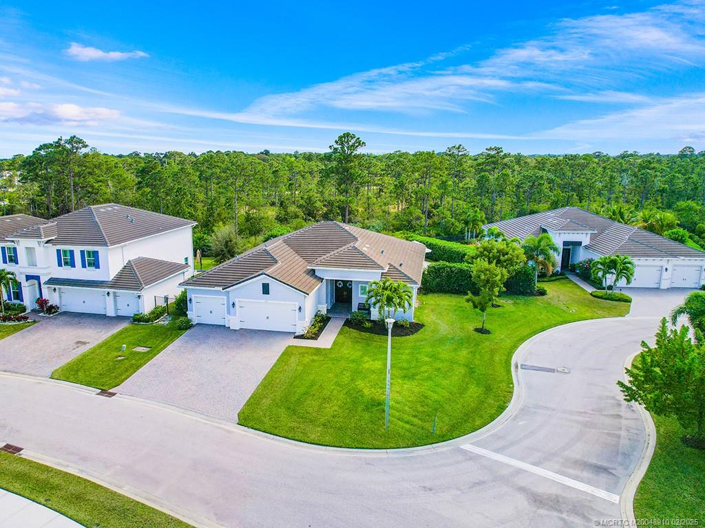 Stuart, Florida 34997, United States, 3 Bedrooms Bedrooms, ,4 BathroomsBathrooms,Residential,Pending,8378