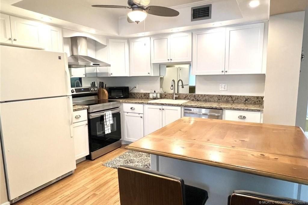 Photo of 1800 SE Saint Lucie Boulevard #10-207, Stuart, FL 34996 (MLS # M20055736)