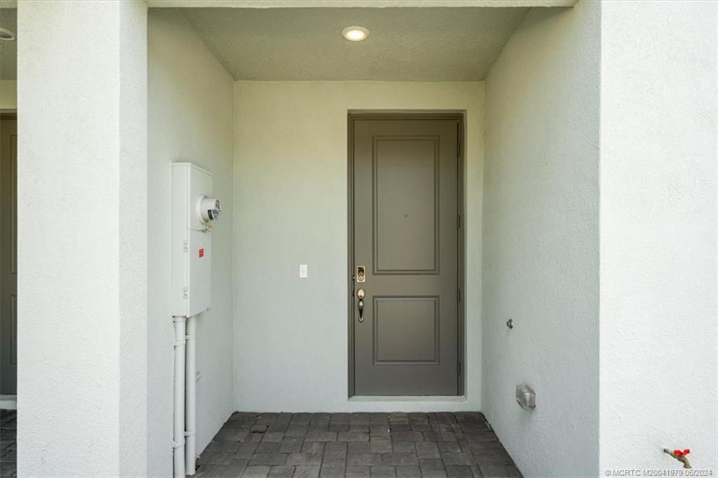 Photo of 317 Salisbury Circle, Fort Pierce, FL 34982 (MLS # M20041979)